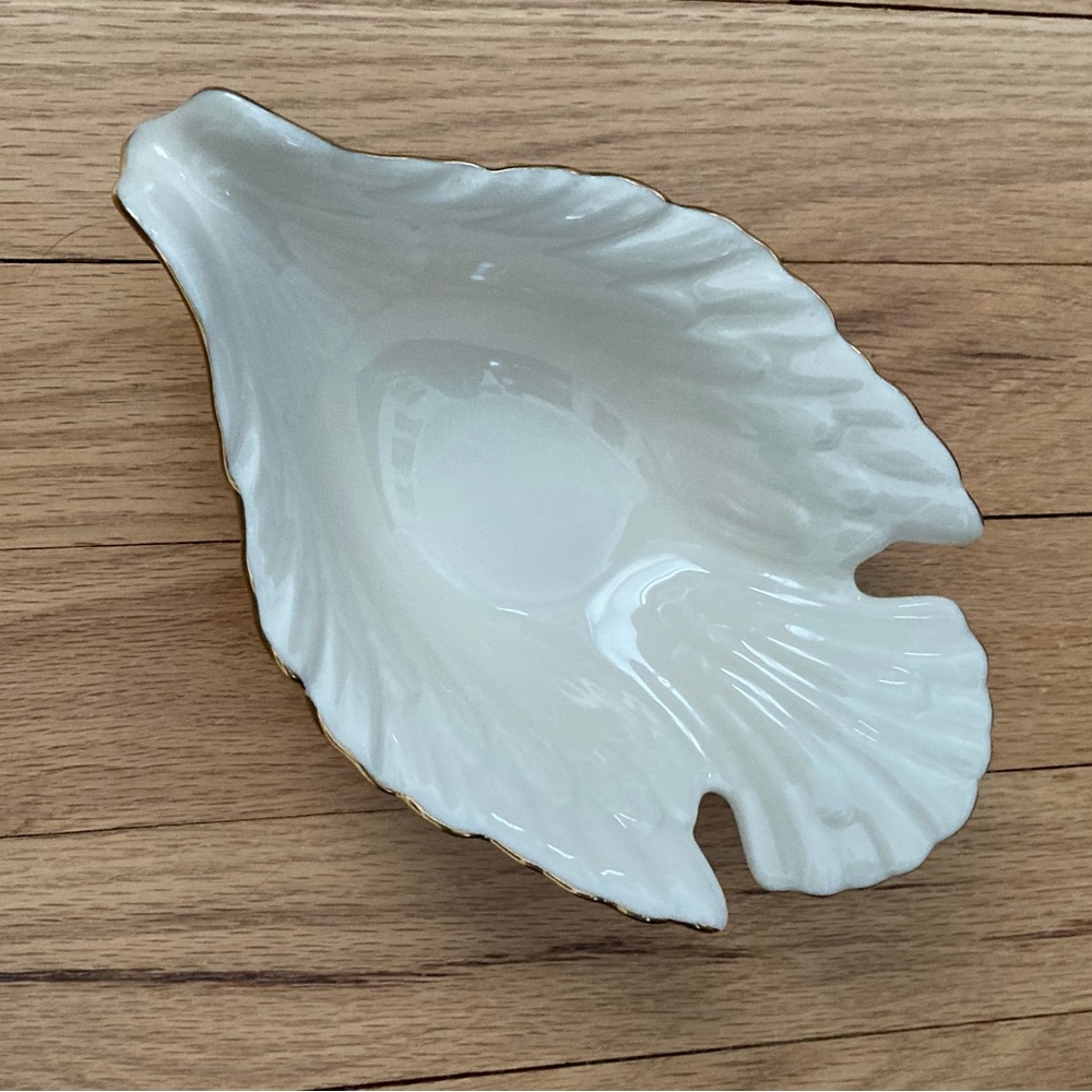 Vintage Lenox Classic Off White Porcelain Trinket, Candy, DOVE dish, 24K Trim - Picture 2 of 13